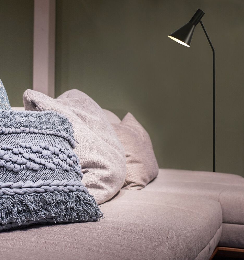 Lauavalgusti Aneta Ceres must