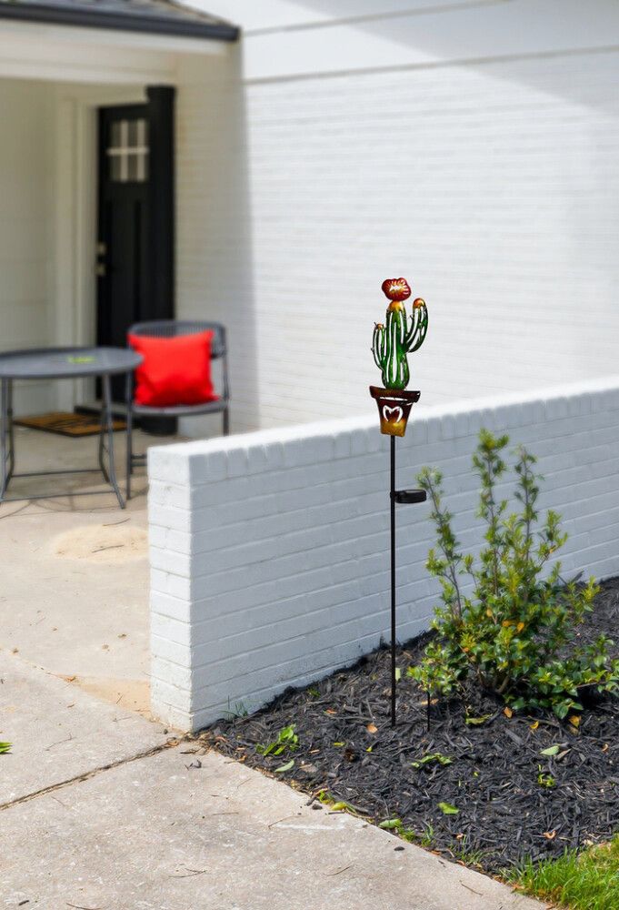 Päikesepatareiga LED-valgusti Eglo Kaktus