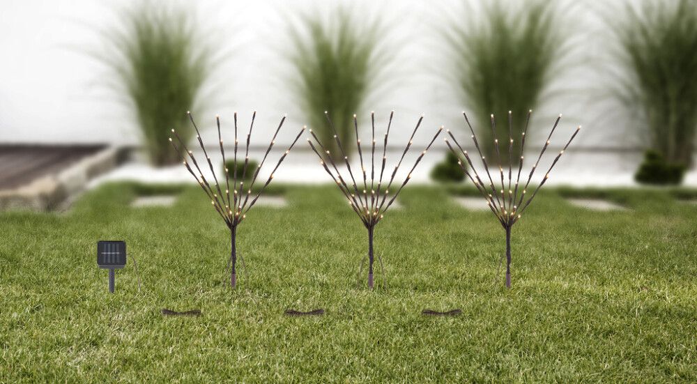 Päikesespatareiga LED-valgussari Globo 120 osaline