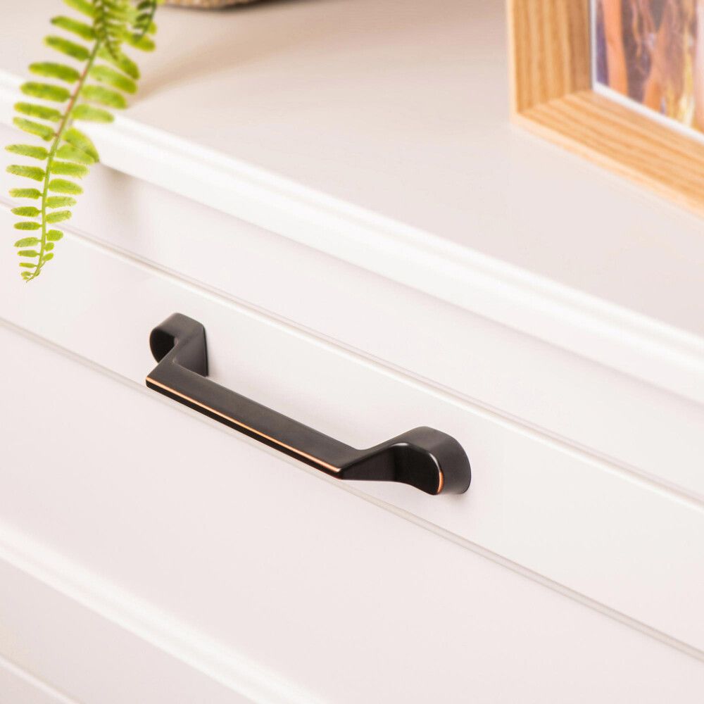 Käepide REI 128 mm must