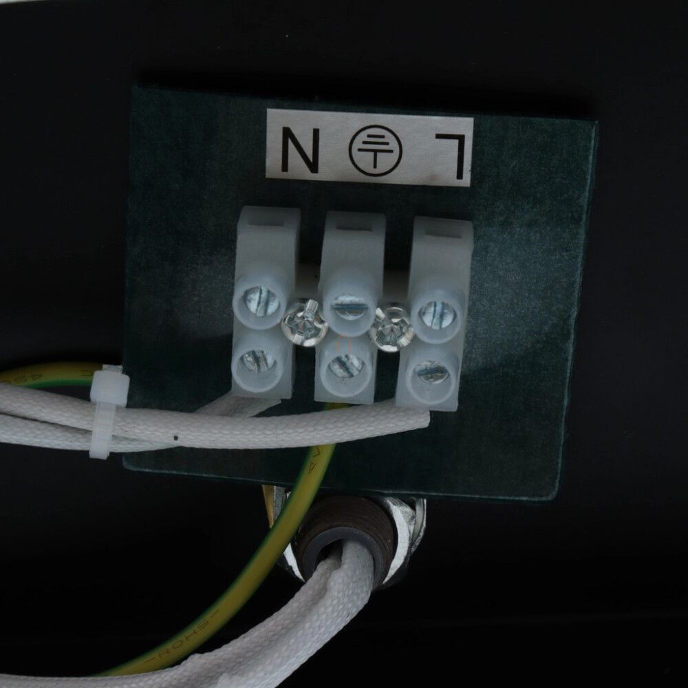 Seinavalgusti  Globo Gorley  must