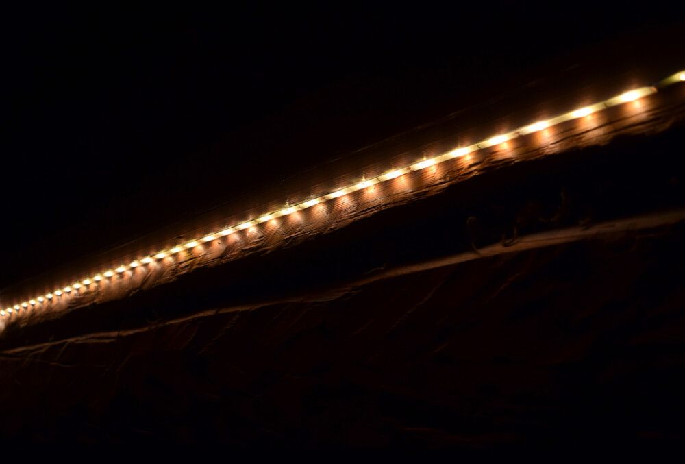 LED-valgusriba liikumisanduriga 1 m