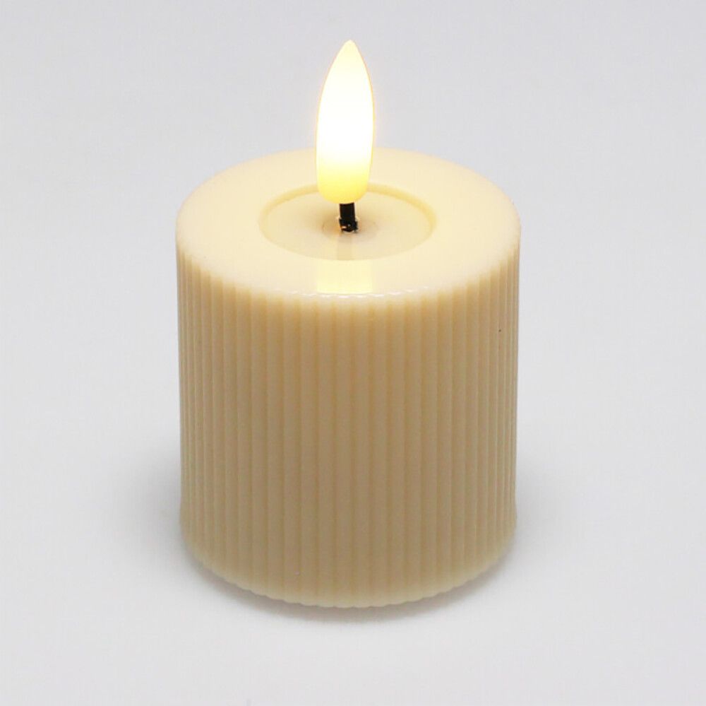 LED-küünal 5 x 6 cm, beež