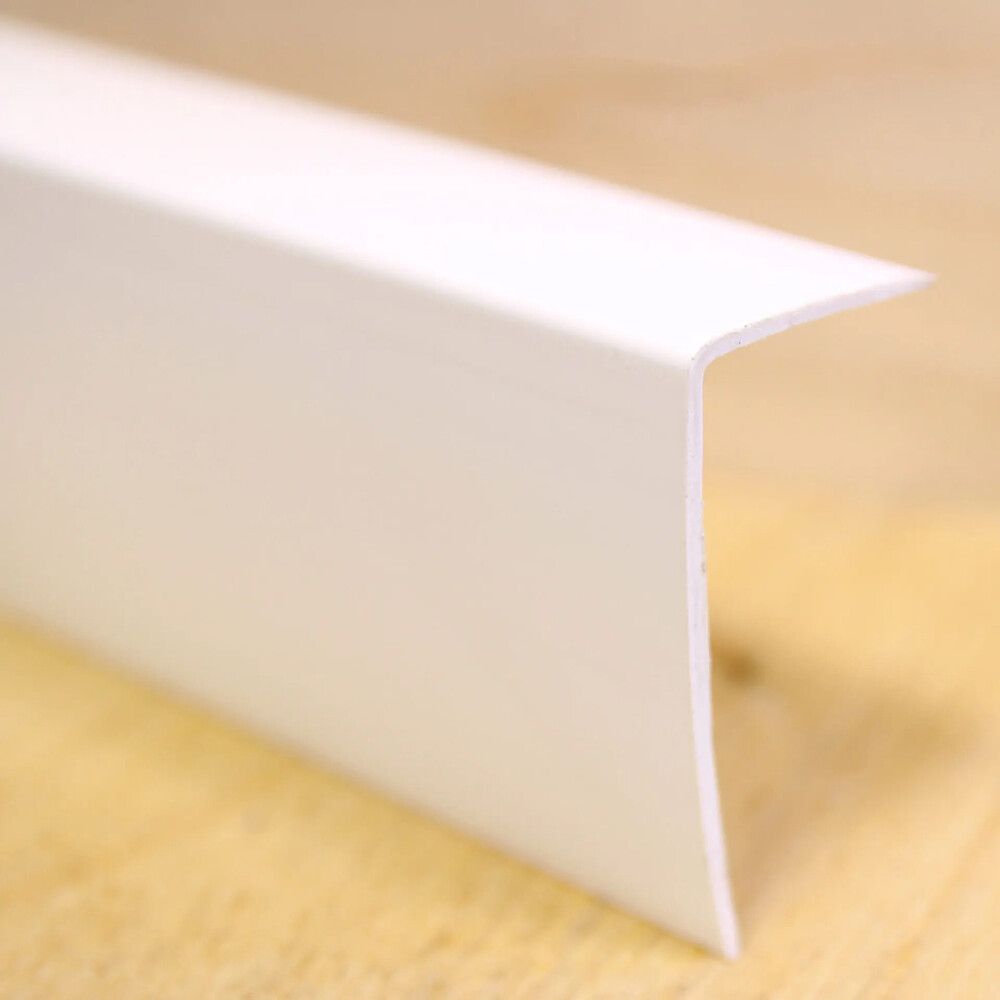 Välisnurgaliist plastik KKU 40/20 valge 40 x 20 x 2600 mm