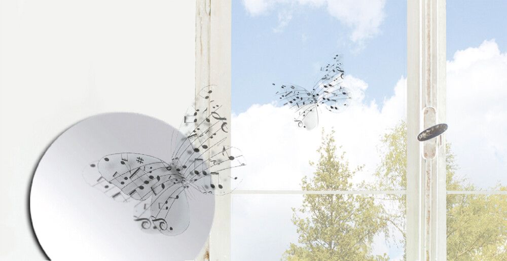 Seinakleebis Plage 3D Liblikad nootidega