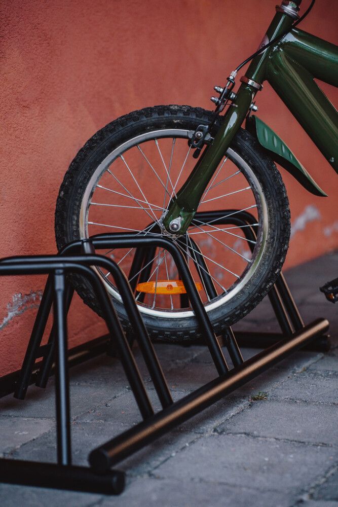 Rattahoidik Varax 153 3-kohaline must