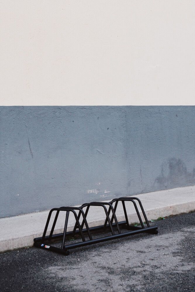 Rattahoidik Varax 153 3-kohaline must