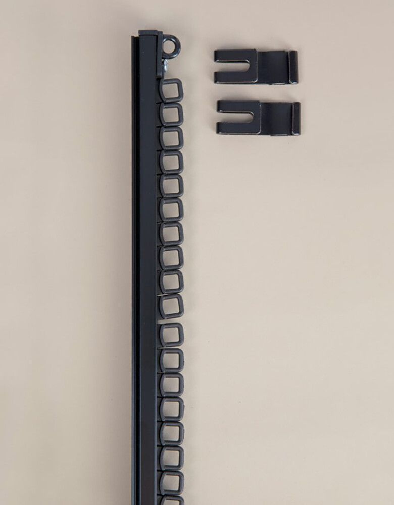 U-Kardinasiin Hasta 250 cm, must 200 cm