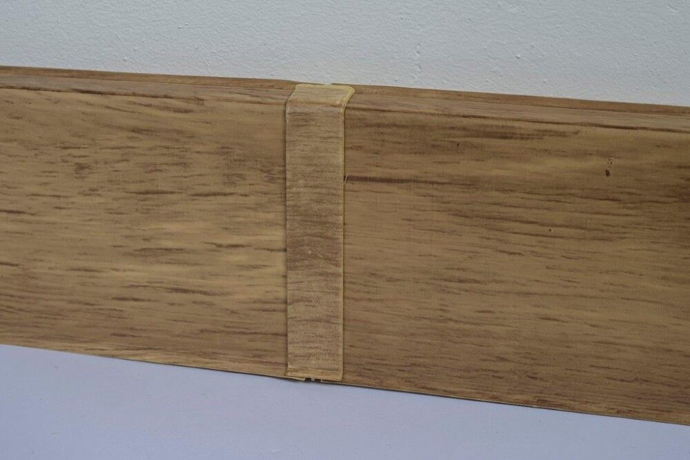 Põrandaliistu ühendustükk PVC Celtic Oak 22 x 75 mm