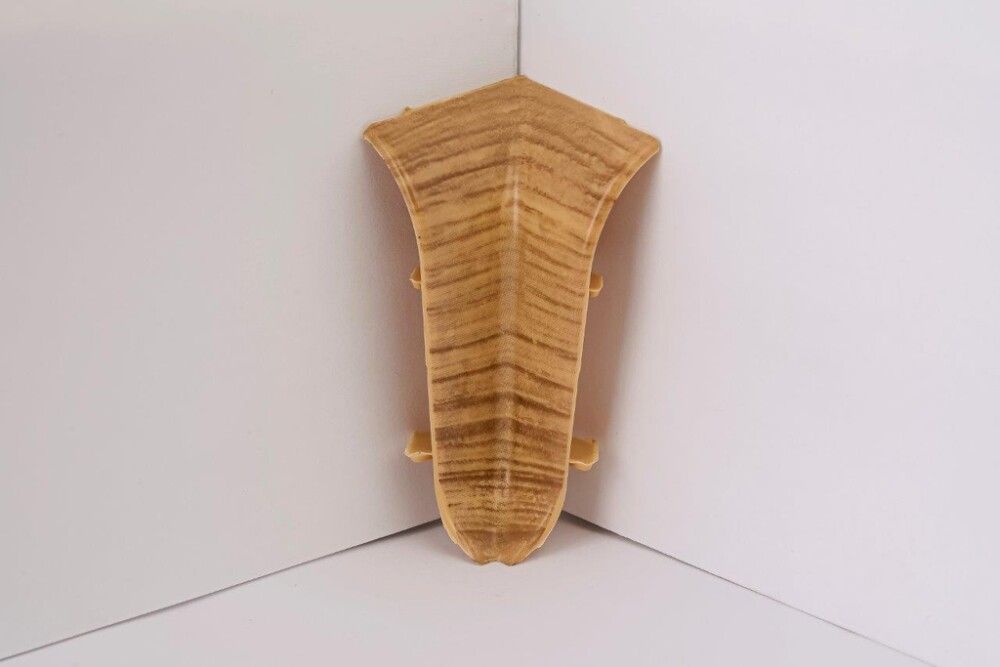 Sisenurk Maler PVC tamm 22 x 60 mm 2 tk