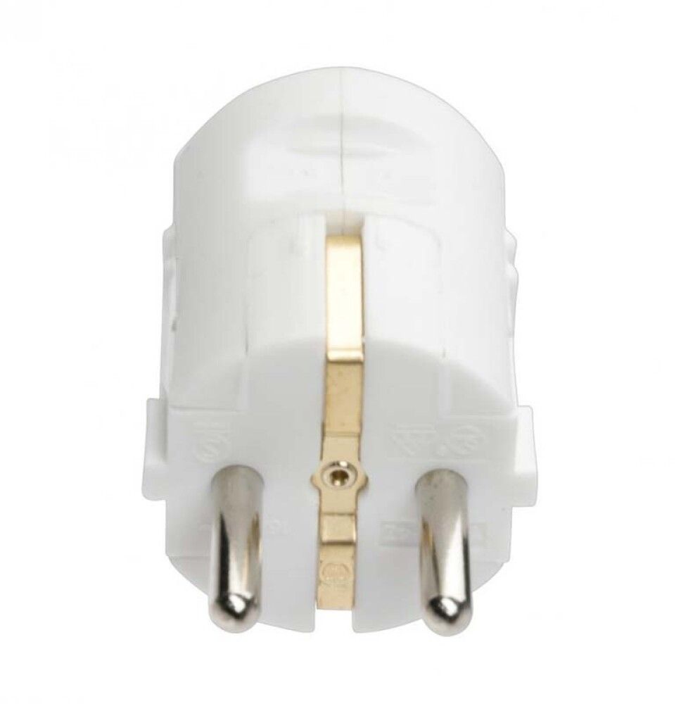 Pistik ElectroGear maandusega otse