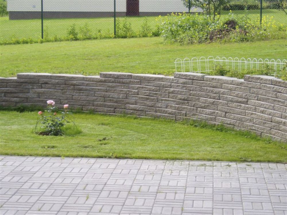 Rinnatisekivi Ikodor hall 550 x 200 x 70 mm