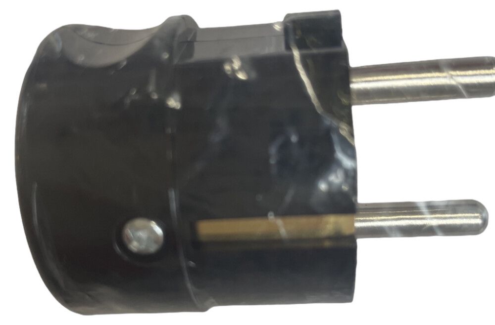 Pistik Schuko CT9 maandusega 16 A / 250 V must