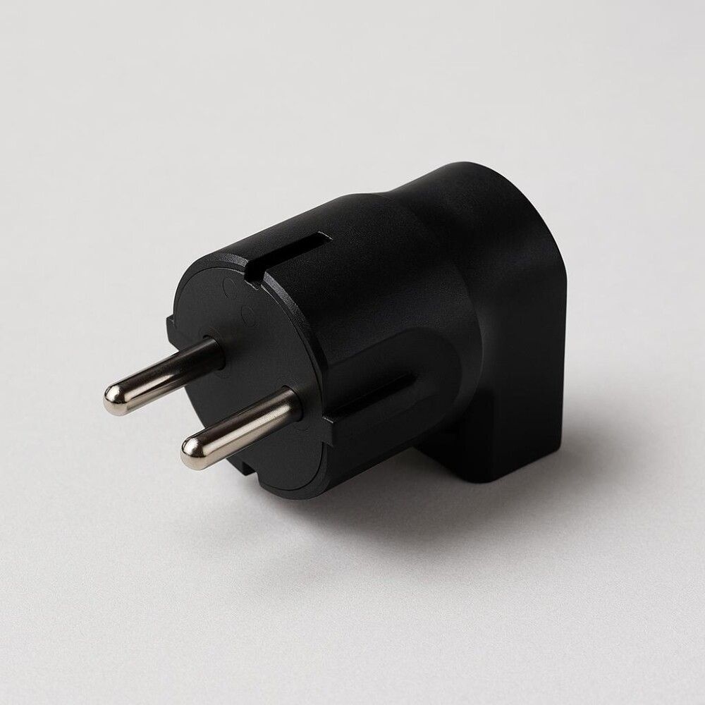Nurkpistik Schuko maandusega 16A / 250 V must