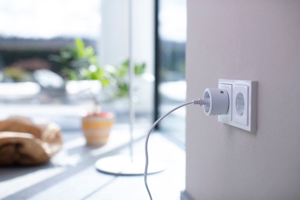 Pistikupesad kaugjuhtimispuldiga Brennenstuhl Comfort-Line Mini