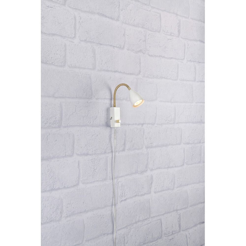 Seinavalgusti Markslöjd Ciro, valge