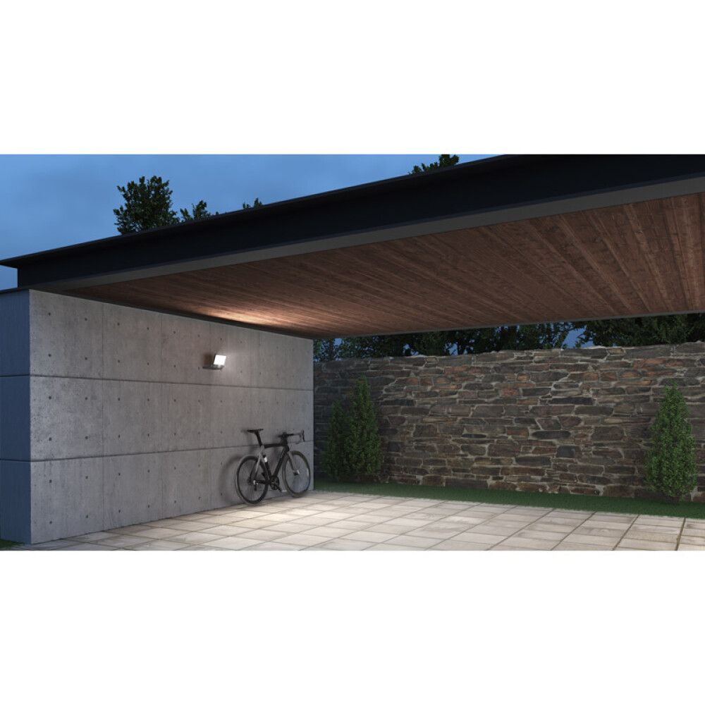 Liikumisanduriga valgusti Steinel XLED ONE XL Sensor valge