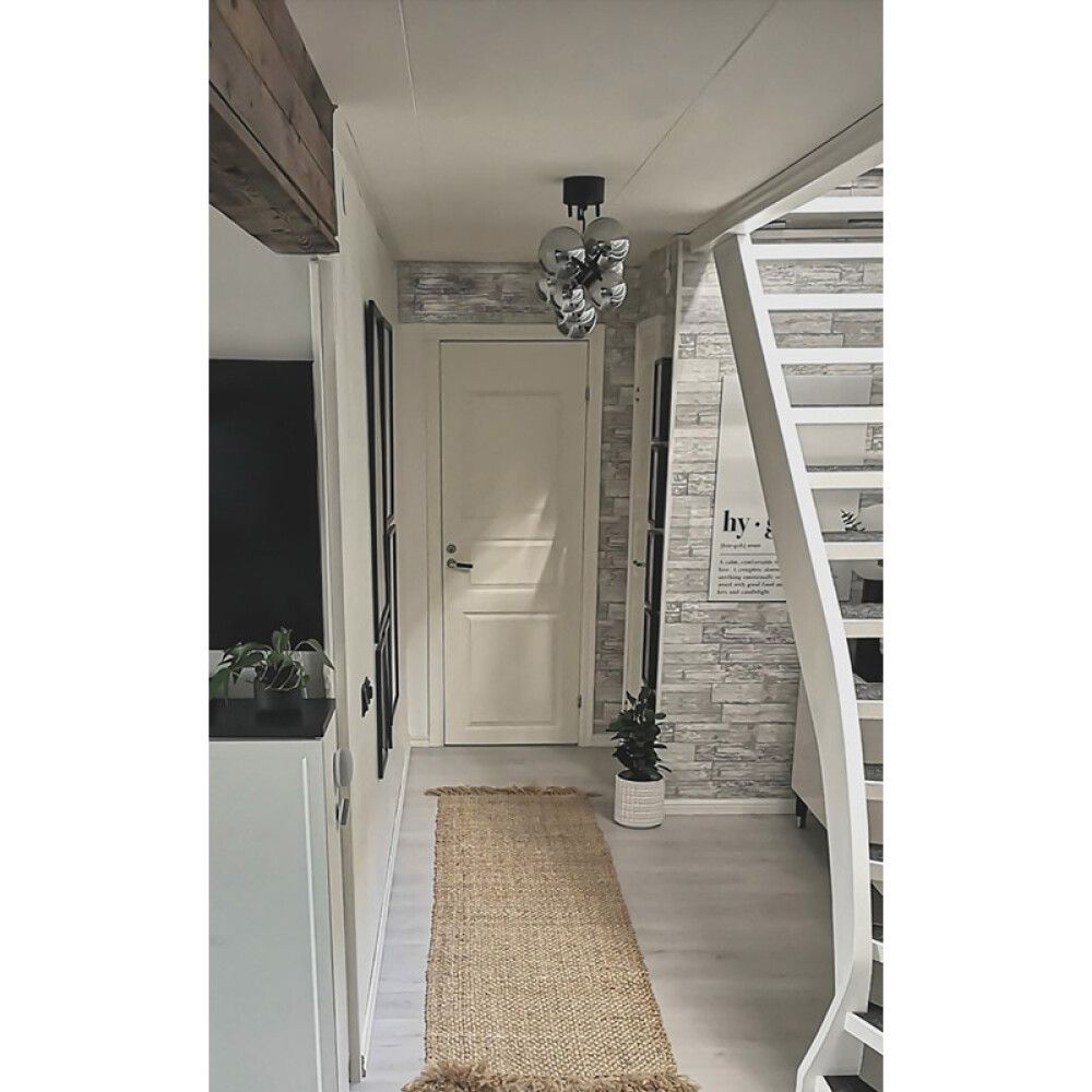 Laevalgusti Aneta Molekyl Must