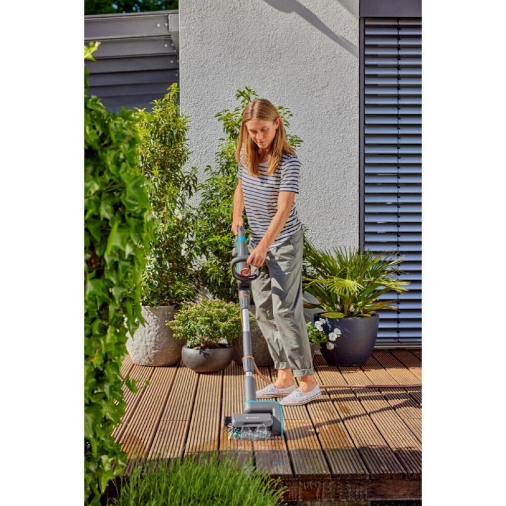 Terrassipesur Gardena AquaBrush
