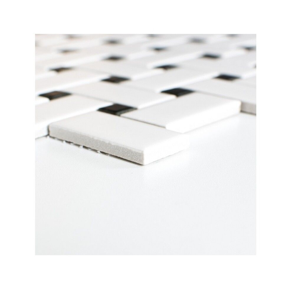 Mosaiik Basket must/valge 30 x 30 cm