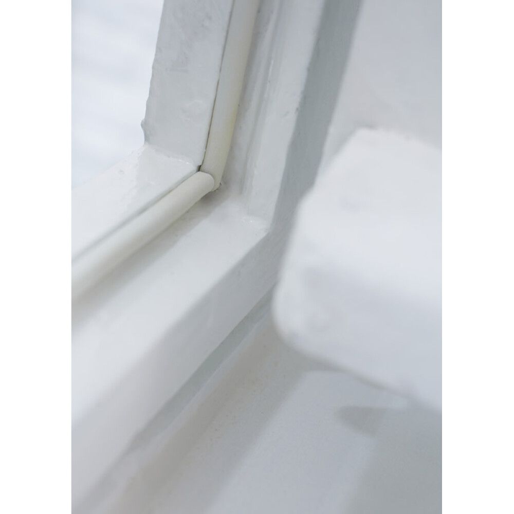 Aknatihend tesamoll® P-profiil 6 m x 9 mm x 5,5 mm, valge