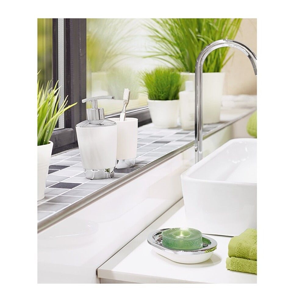 Hambaharjatops Venus Milano must Valge