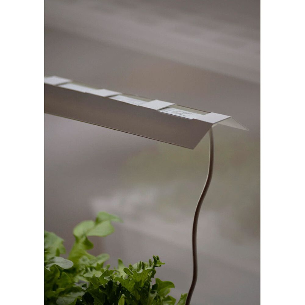 Valguse suunaja Nelson Garden LED-ribale 8 x 96 cm