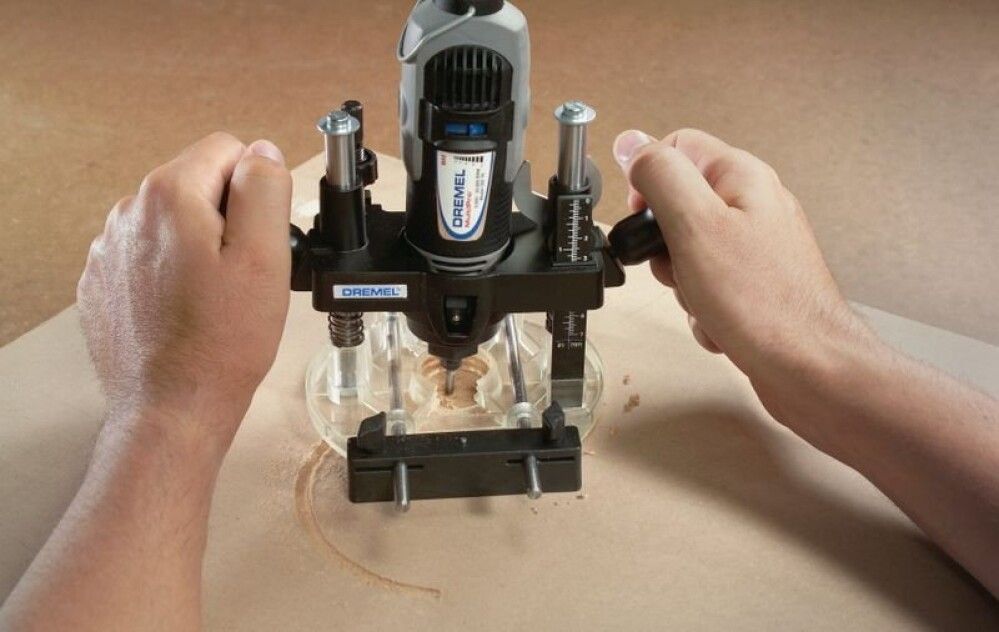 Freesimisrakis Dremel 335