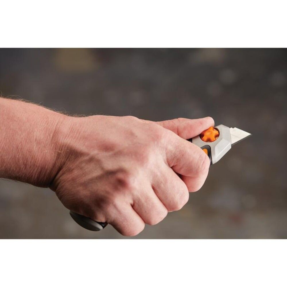 Murtava teraga nuga Fiskars CarbonMax 18 mm