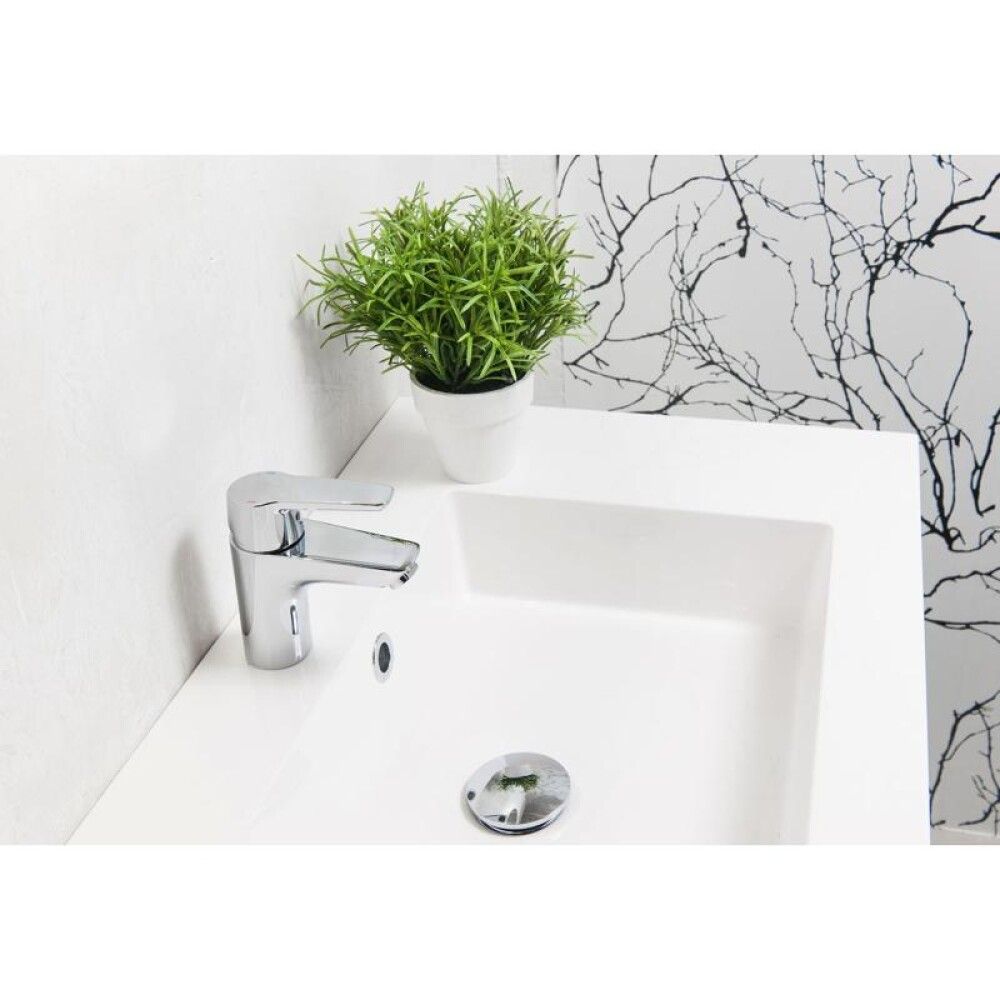 Valamusegisti Saga 3910F