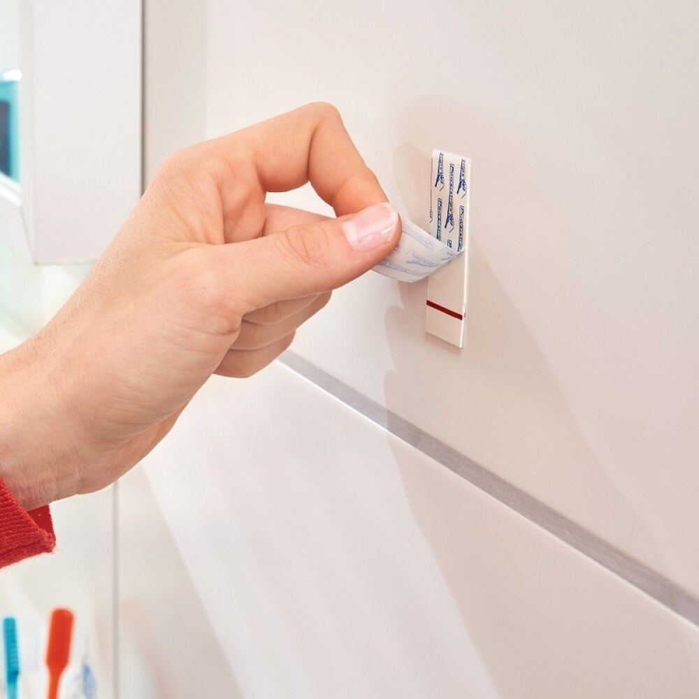 Nagi tesa® Powerstrips Oval valge 2 tk