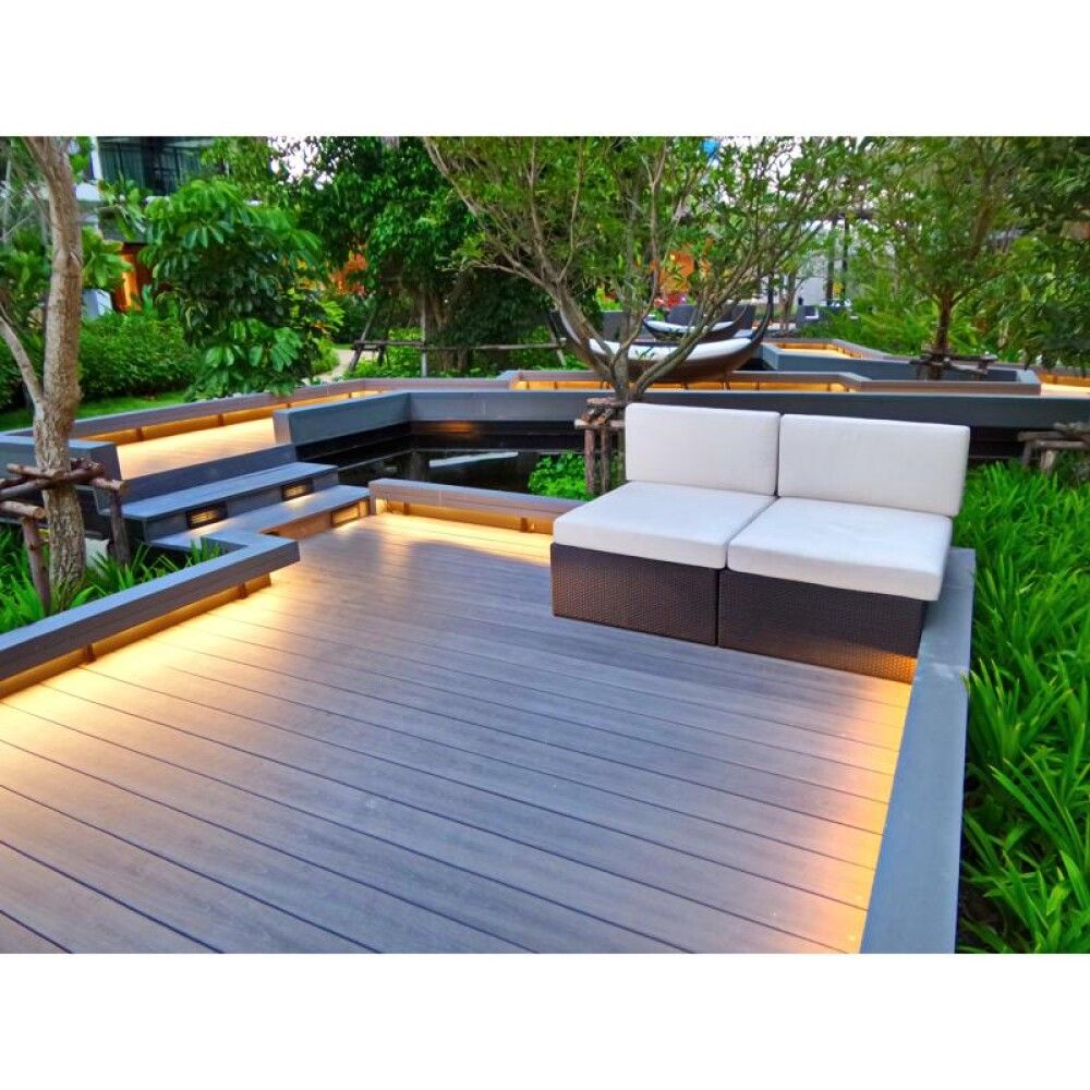 Päikesespatareiga LED-valgusriba Globo 5 m