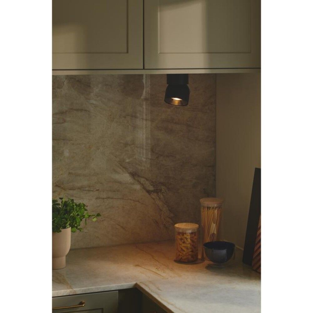 Kohtvalgusti Nordlux Pitcher Must