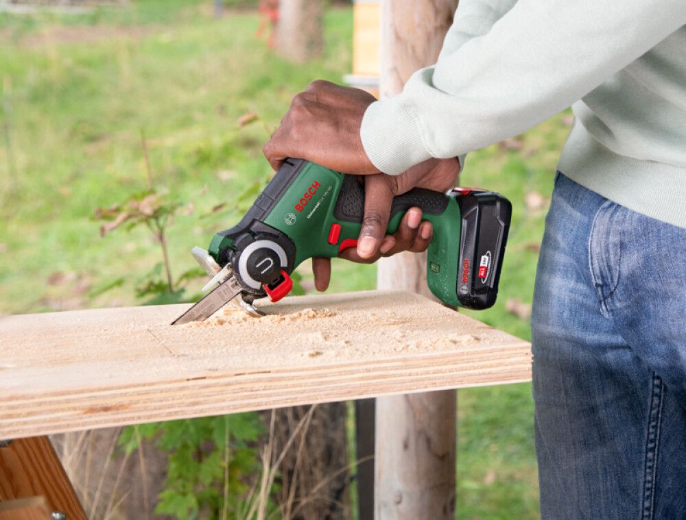 Akusaag Bosch UniversalCut Nanoblade 18V-65 solo