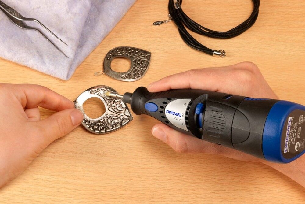 Messinghari Dremel 537