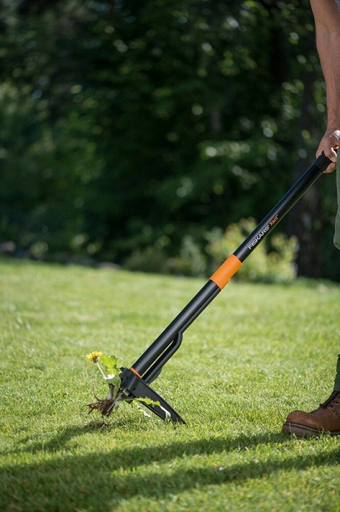 Umbrohu napsik Fiskars Xact