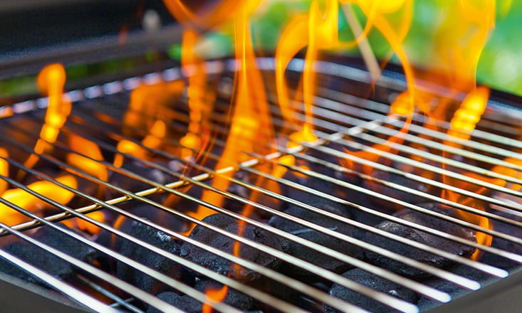 Puhasta k&otilde;ige t&otilde;rksaim rasv, p&otilde;letades seda grillil.