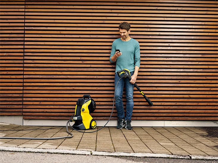 Survepesurit K 5 Premium Smart Control saab Bluetoothi ​​kaudu lihtsalt &uuml;hendada nutitelefoniga